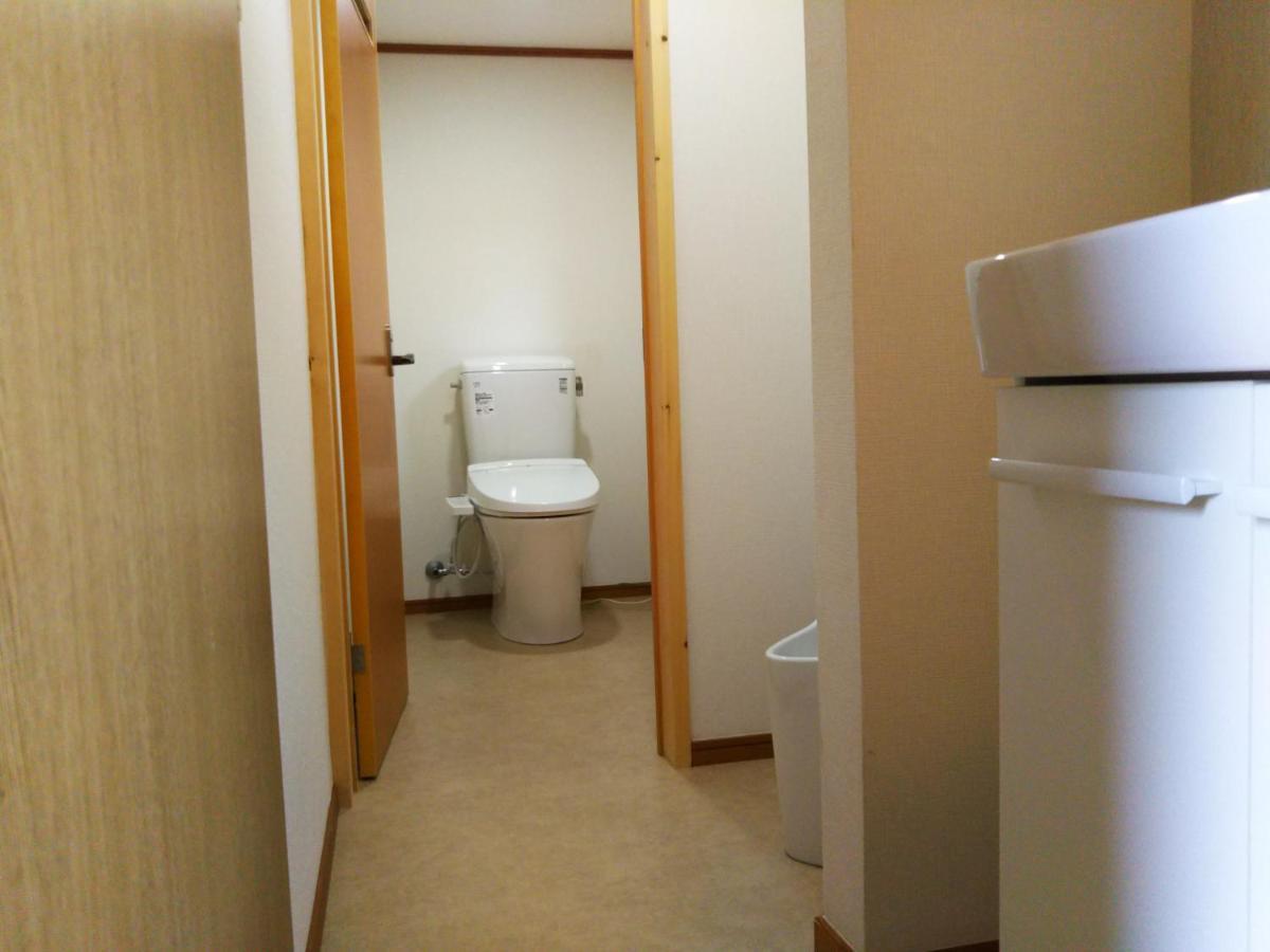 ゲストハウス「古民家の宿梨本軒」 Takayama (Nagano) Exteriör bild